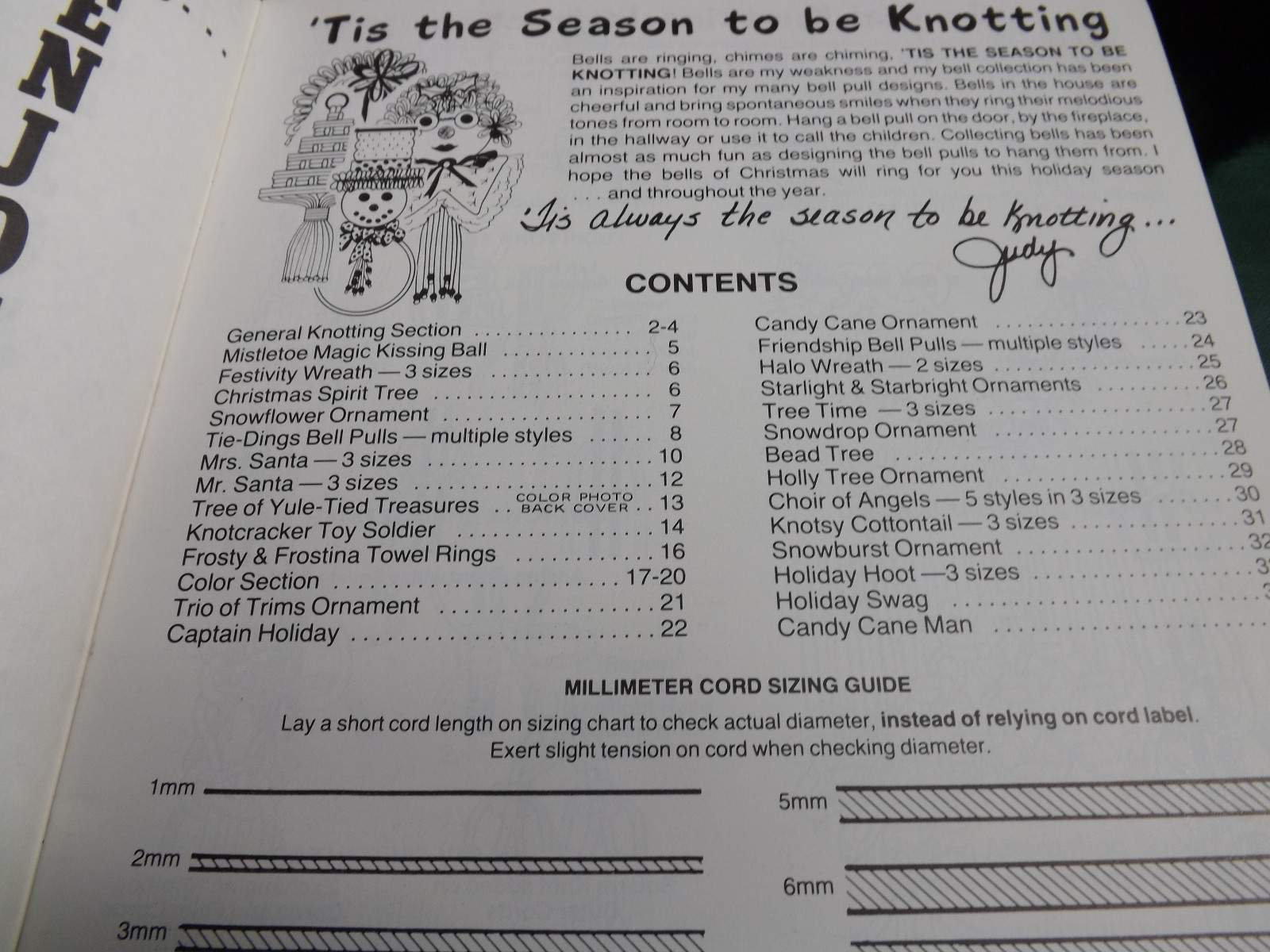 'Tis The Season To Be Knotting Christmas Macrame Pattern Book 1979 Quality Craft