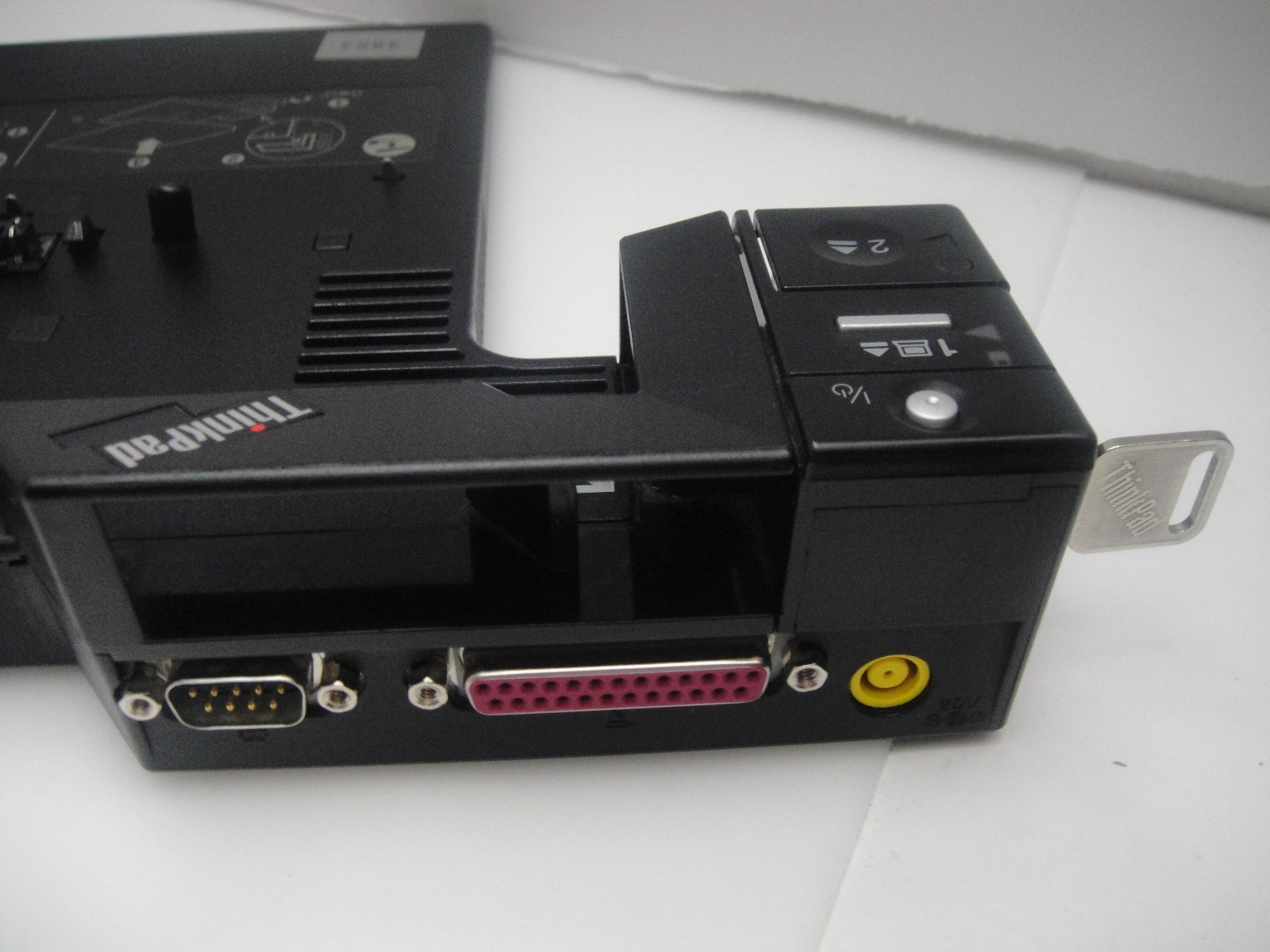 Lenovo ThinkPad Advanced Mini Dock Type 2504 T60 T61 T400 T500 R60 Z61