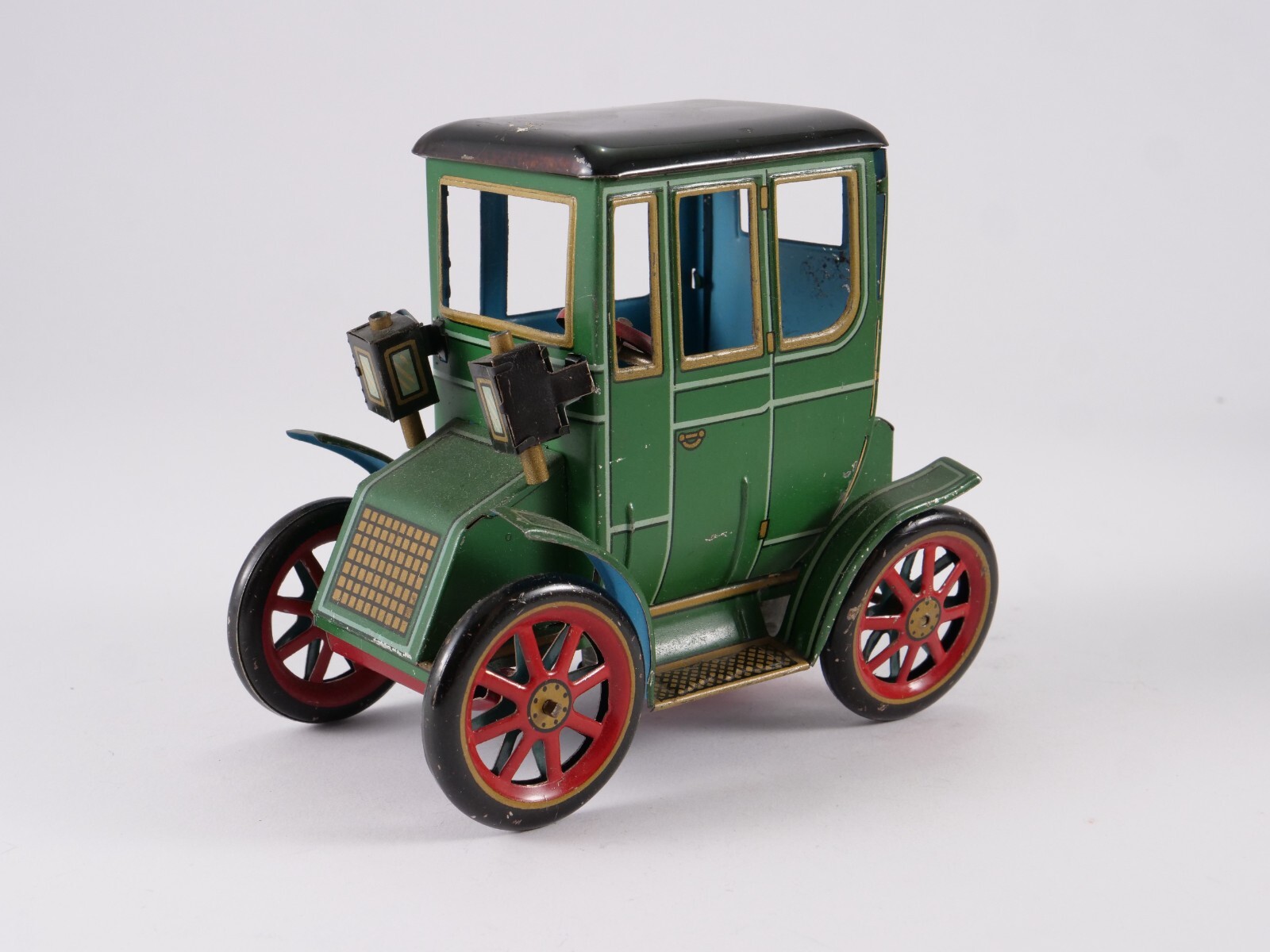 Modern Toys Tm Japan Tin Toy Lever Action Car B-1630 Metal Modern Toys Tm Japan Tin Toy Lever Action Car B-1630 Metal