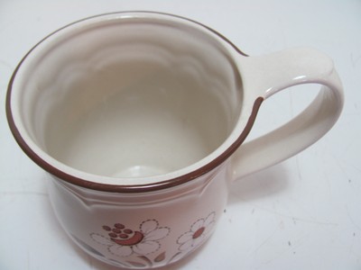 HEARTHSIDE STONEWARE CUMBERLAND MAYBLOSSOM MUG