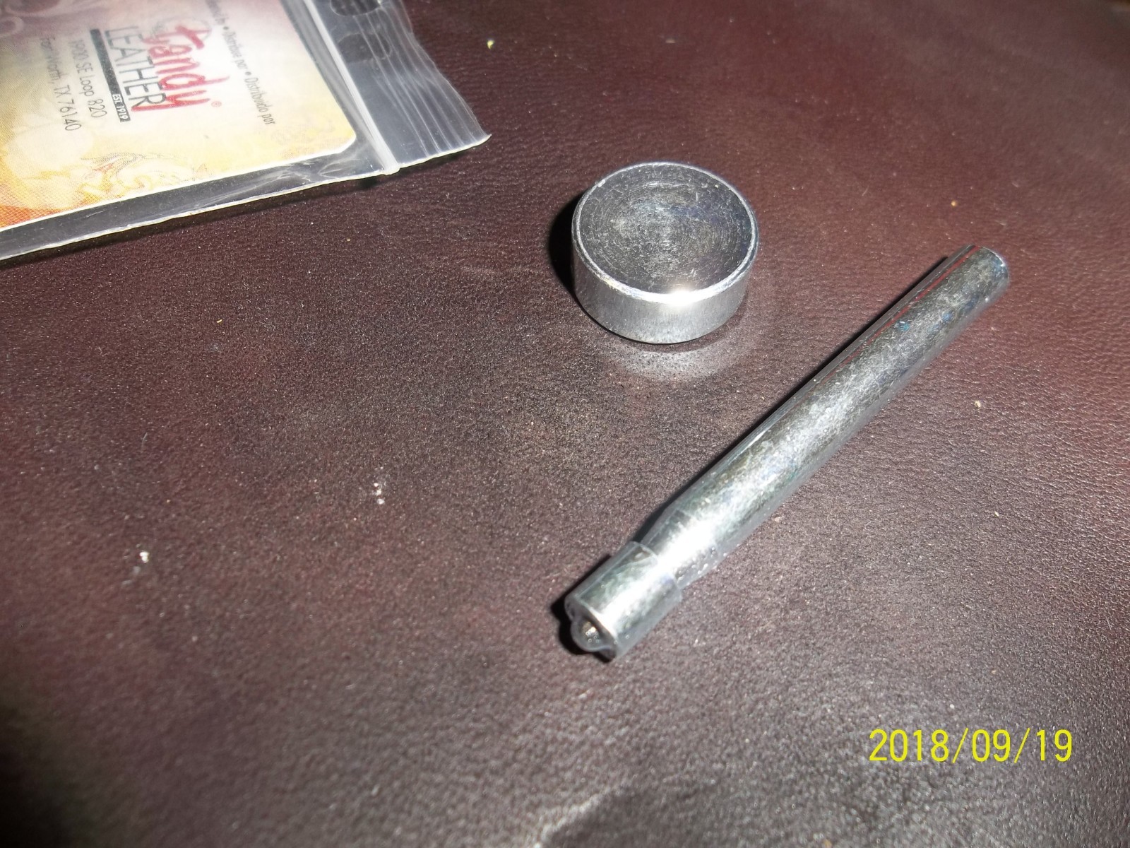 Craftool Line 24 Snap & Rivet Anvil + Setter by Tandy Leather