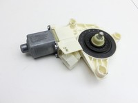 Mercedes B180 W246 11-14 Fensterhebermotor Links Vorne Mercedes B180 W246 11-14 22.12.2011 A2469065100 gebraucht Vorschau 2