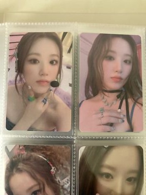 G)I-DLE GIDLE 6TH MINI ALBUM I FEEL PHOTOBOOK VERSION RANDOM G)I-DLE GIDLE 6TH MINI ALBUM I FEEL PHOTOBOOK VERSION RANDOM