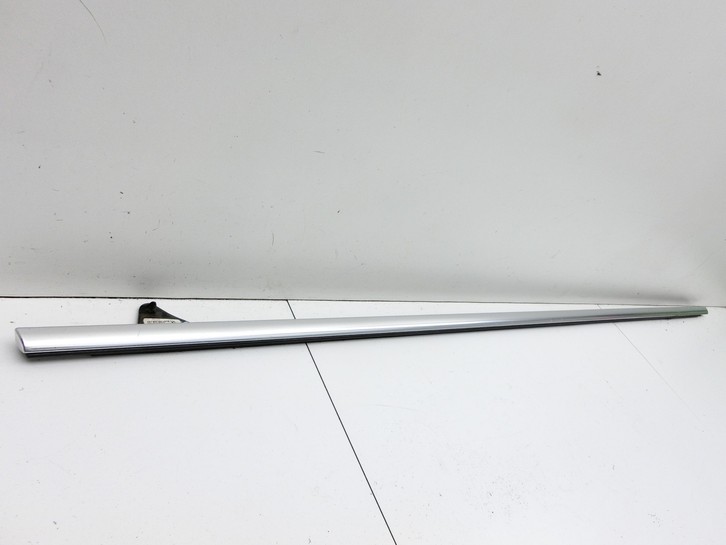 VW Golf CC 517 11-16 Leiste Scheibendichtung für Tür Links Vorne VW Golf CC 517 11-16 24.04.2014 5K7853283A... Vorschau 2