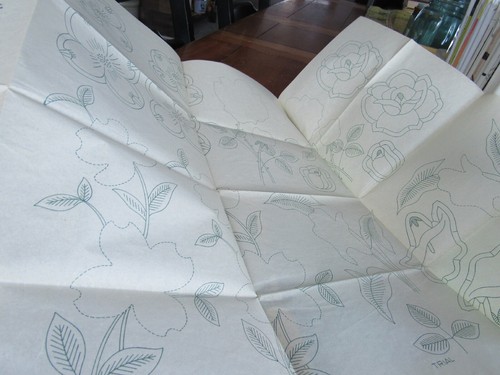 VTG Laura Wheeler 745 Applique Linens Floral Embroidery Transfer Pattern UNUSED