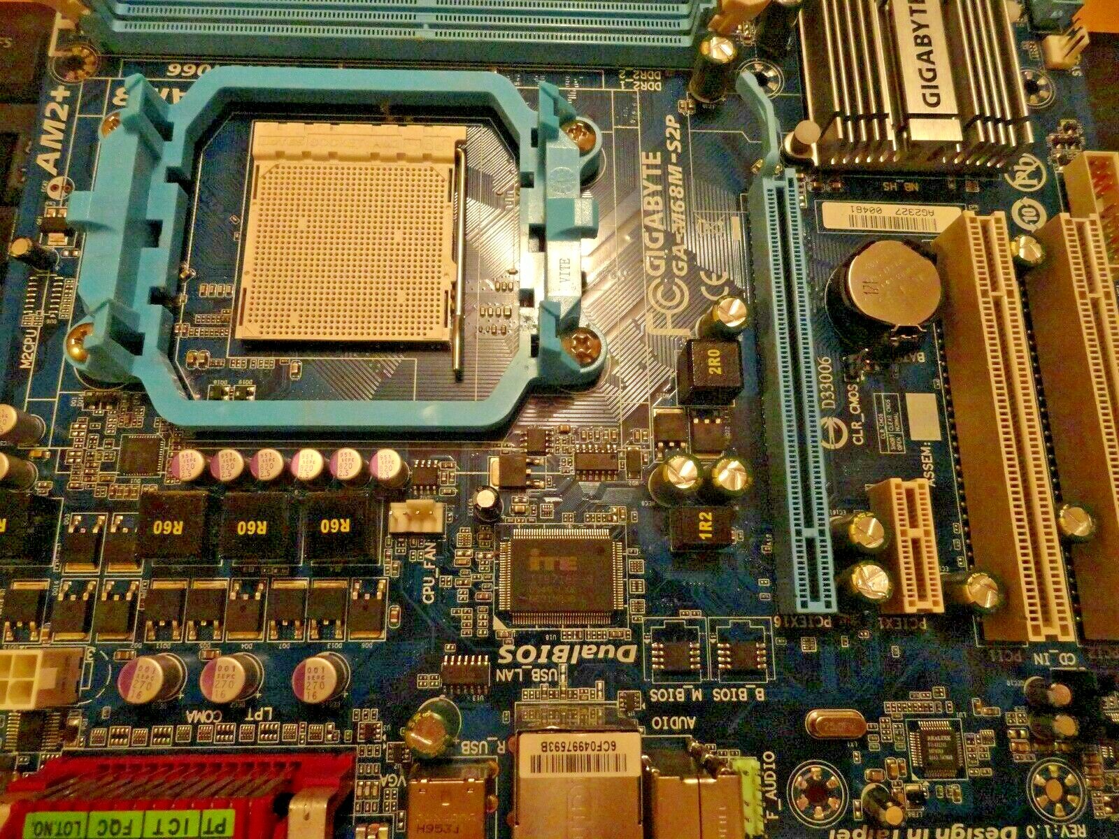 Gigabyte GAM68MS2P R 1.0 Motherboard NVIDIA GeForce 7025 AMD AM3 AM2