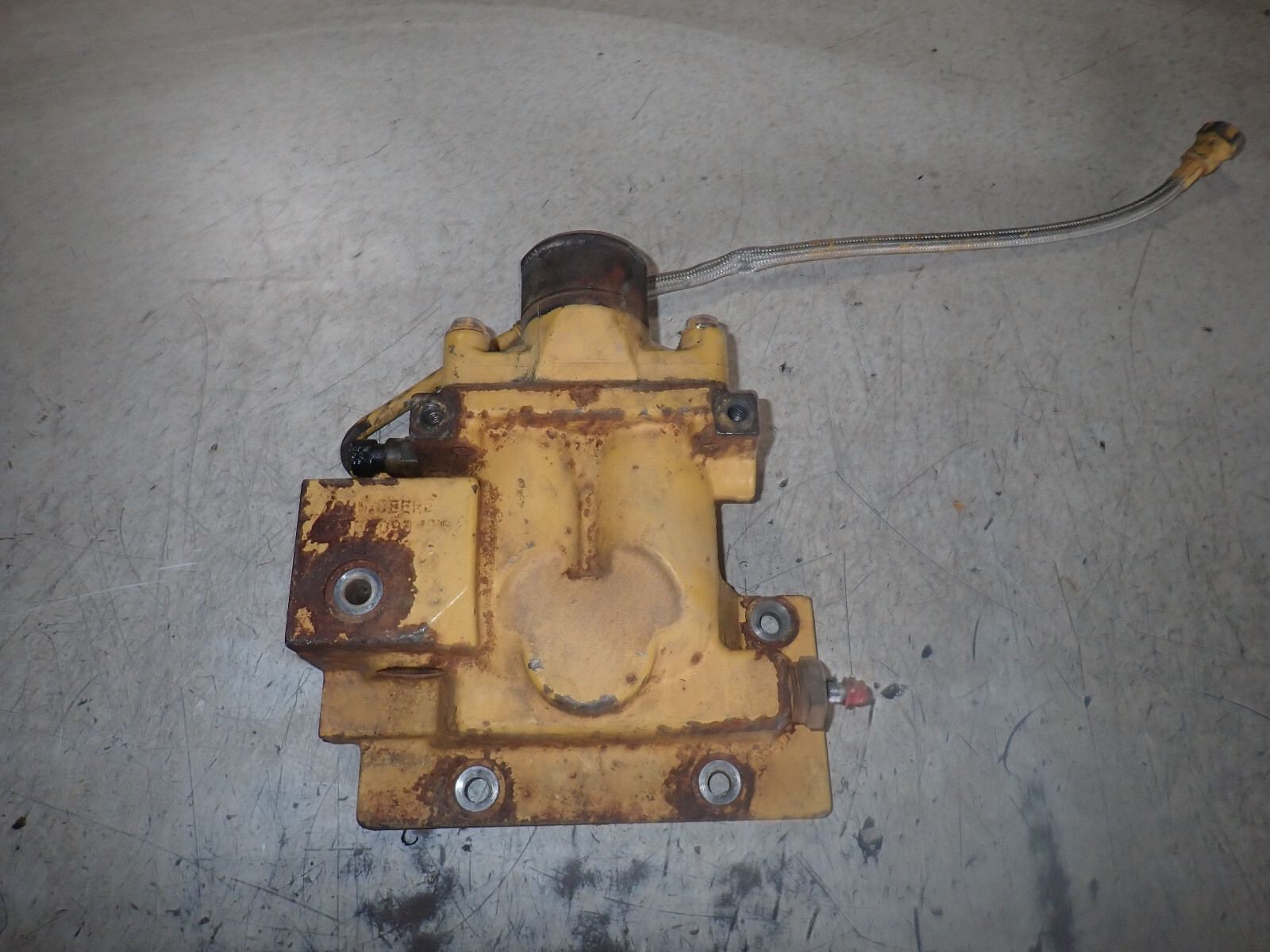 John Deere 6090 HT002 Diesel Engine Thermostat Housing John Deere 6090 HT002 Diesel Engine Thermostat Housing