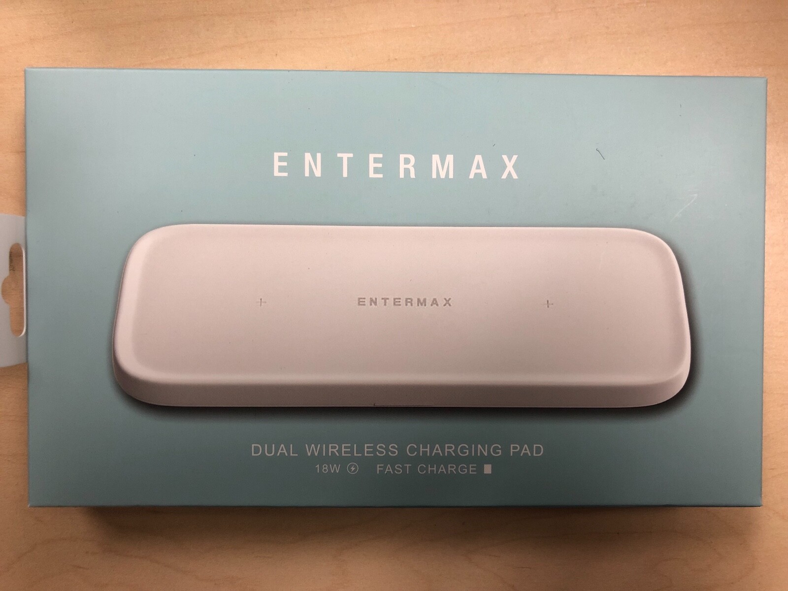 ENTERMAX 18W FAST Qi Dual Wireless Charging Pad for iPhone