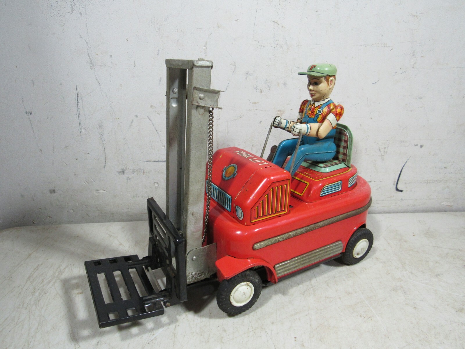 Vintage 1950s/60s Modern Toys Japan Tin Battery Op Fork Lift Vintage 1950s/60s Modern Toys Japan Tin Battery Op Fork Lift