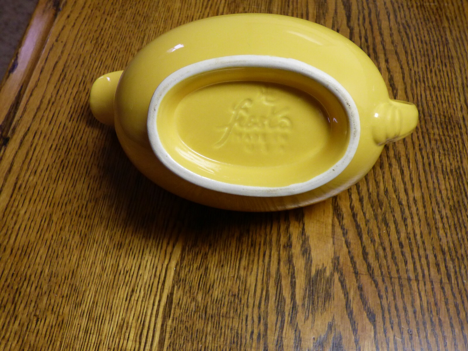 Fiesta Vintage yellow Gravy / Sauce Boat - Fiestaware