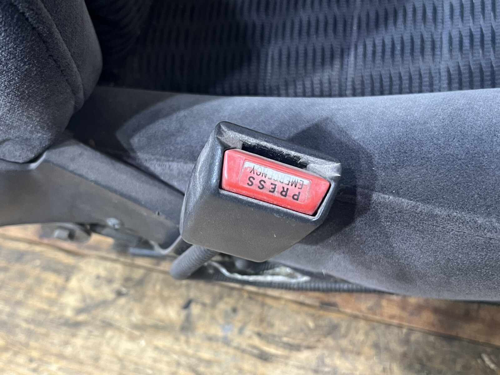 うんページ 💥OEM 1990-1996 NISSAN 300ZX Z32 FRONT LEFT & RIGHT SIDE