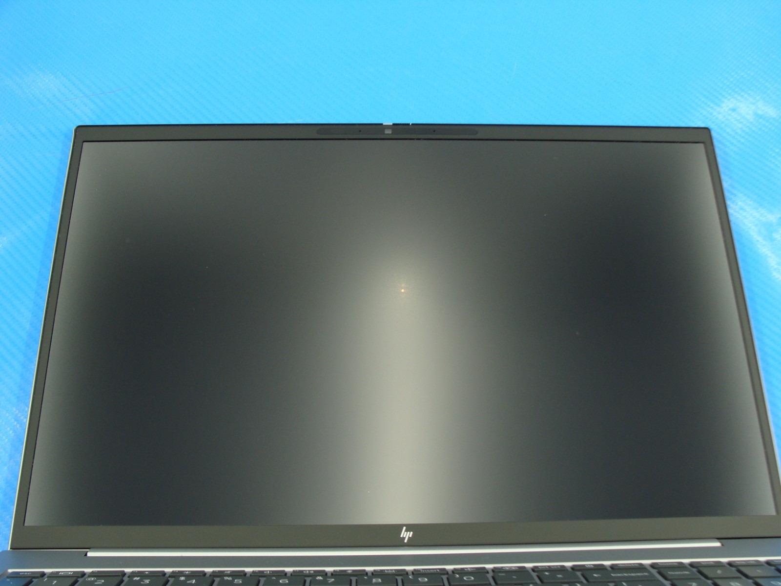 HP ZBook Firefly G11 16" FHD+ ULTRA 7 155H 32GB 1TB Win11Pro Warranty 03/2028 - Thumbnail 8