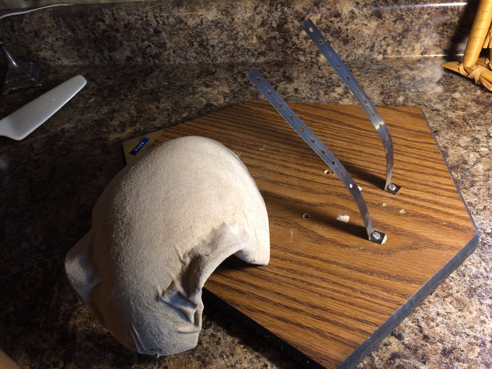 Taxidermy Deer Antler Wood Trophy Mounting Plaque Wall Hanging