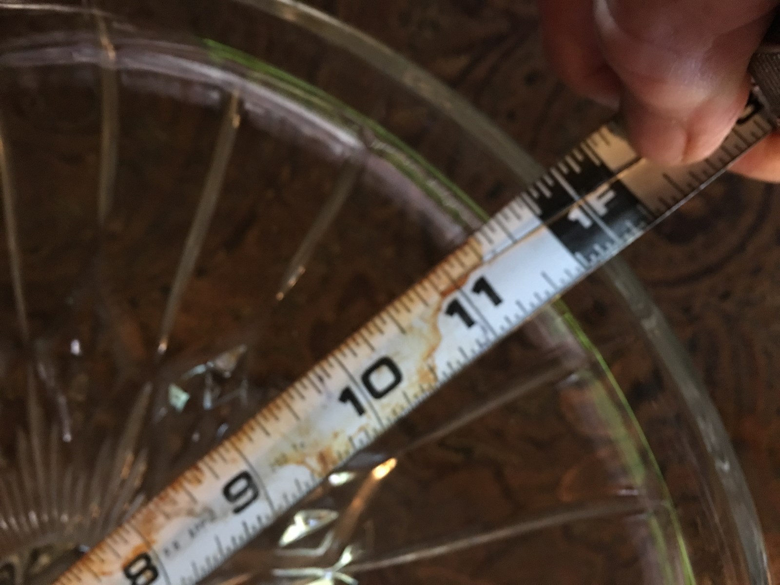 VINTAGE cake  Carrier  /  Holder 12 x 5