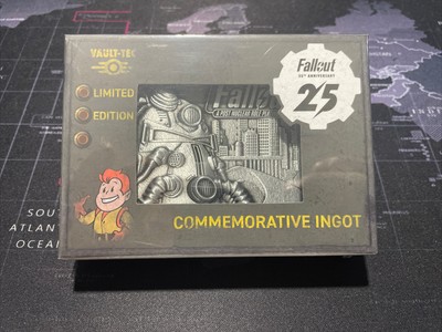 Fallout T-51 Helmet Ingot Plate Limited Edition 25th Anniversary Figure + Stand