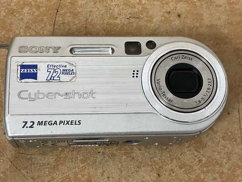 Sony DSC-P150 Cybershot 7.2MP Digital Camera Compact Point and Shoot No Battery
