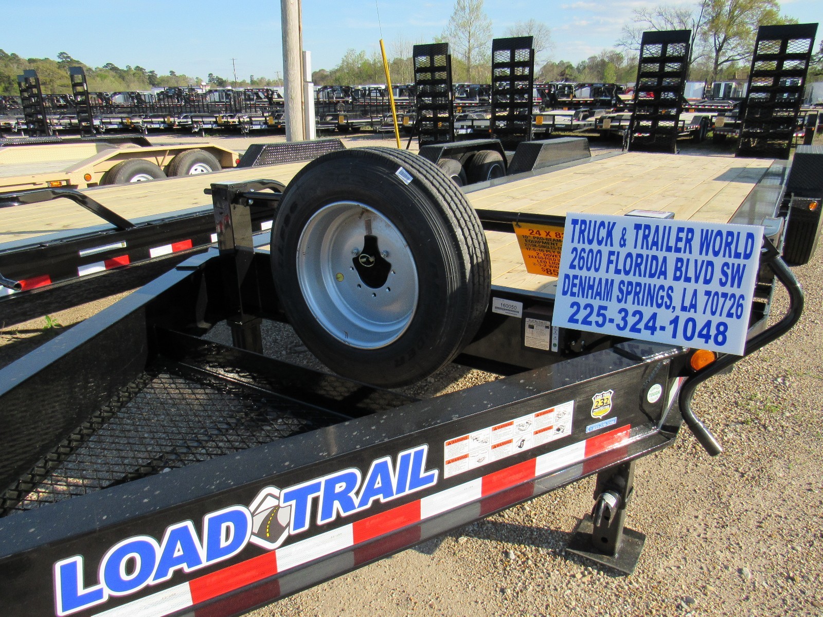 24 X 82--LOAD TRAIL BUMPER PULL 10