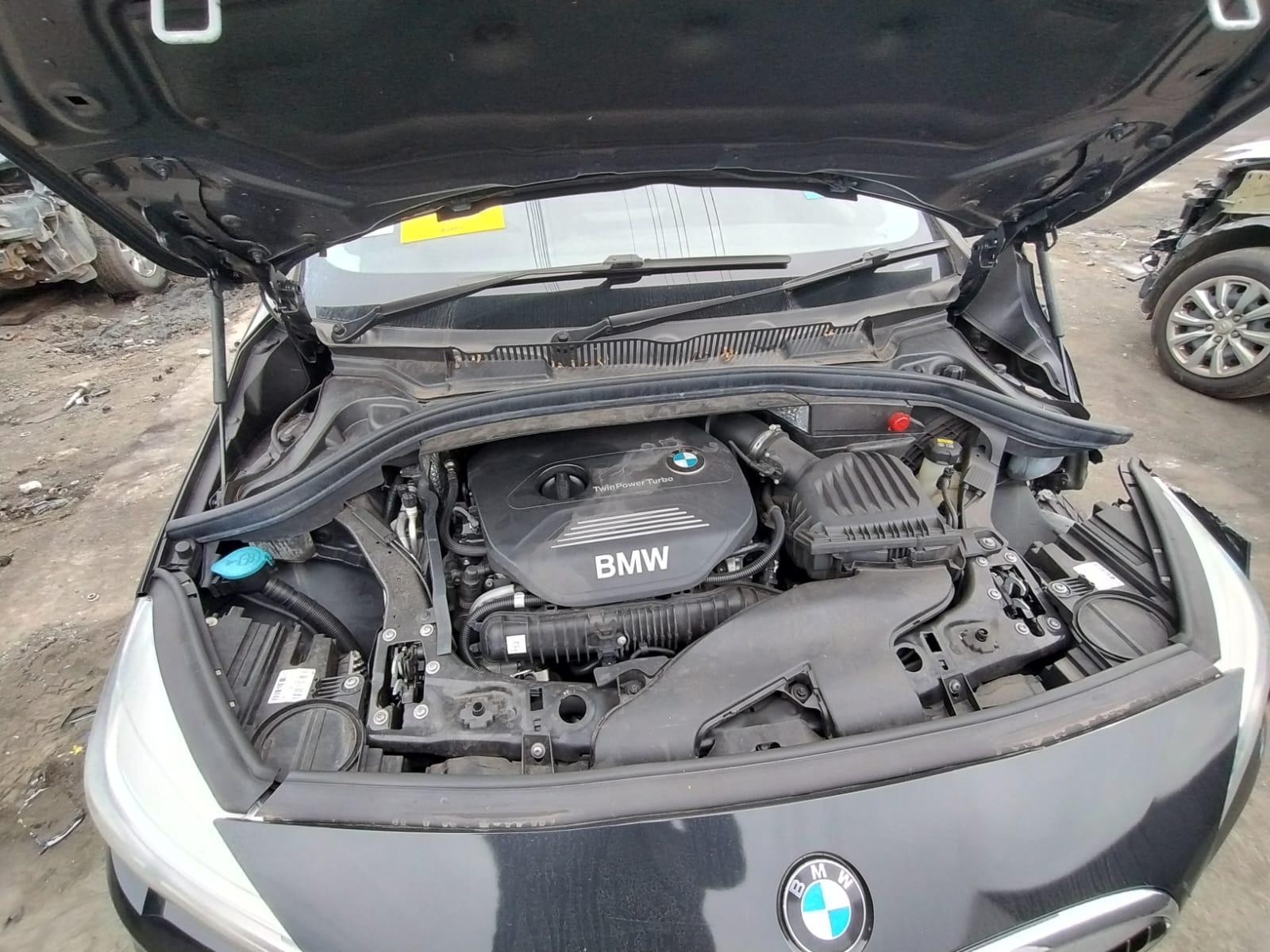 2015 Bmw 2 Series F45 11/2014-09/2021 RIGHT FRONT DOOR 4 DOOR HATCHBACK BLACK image 2