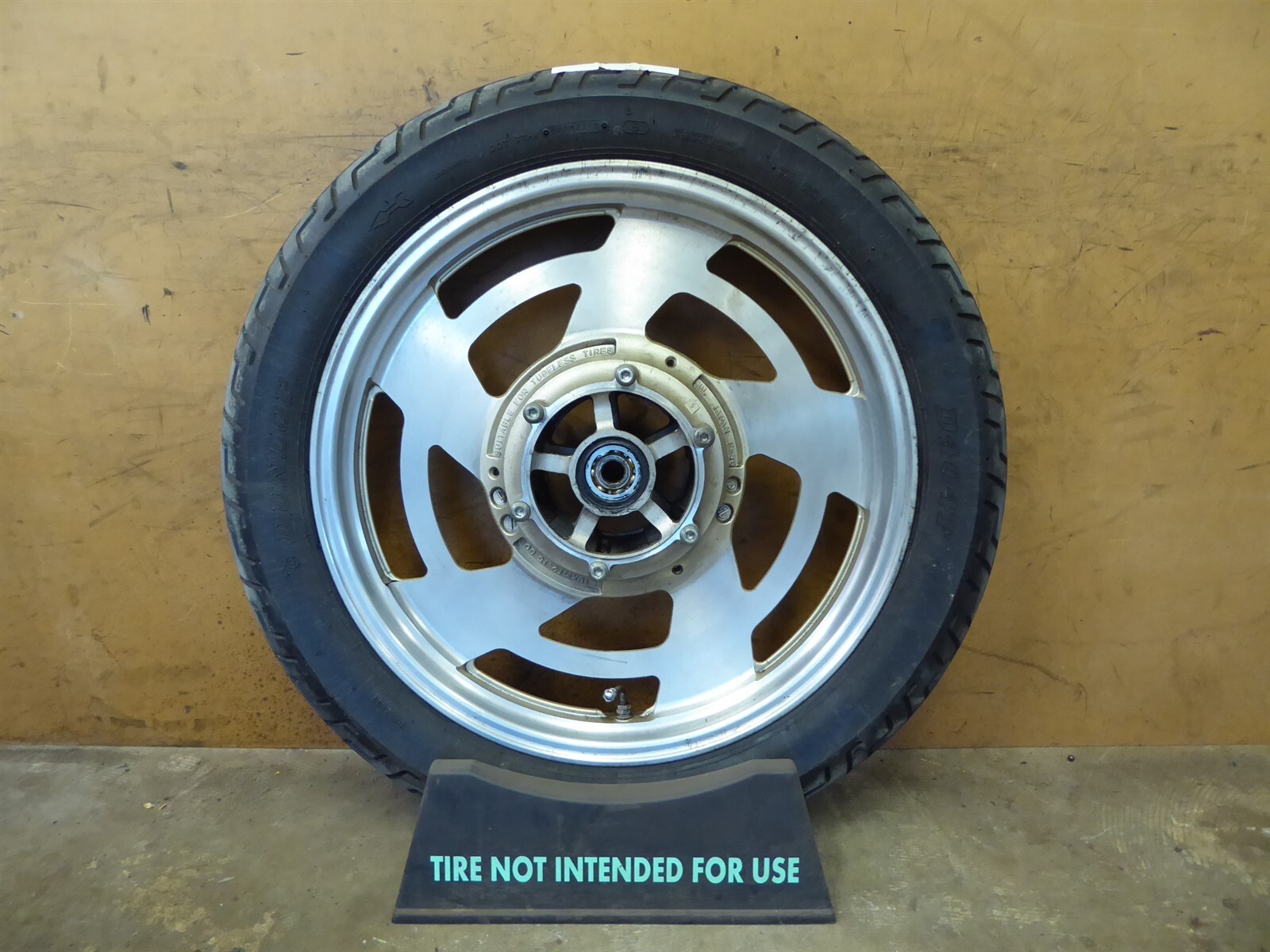 【mpvx】 Volvo Wheel 20