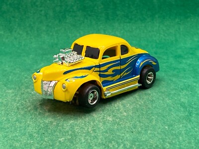 ORIGINAL TYCO 440-X2, '40 FORD COUPE, YELLOW/BLUE, NEW UNUSED