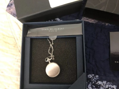 Classic Collection Women Necklace Watch