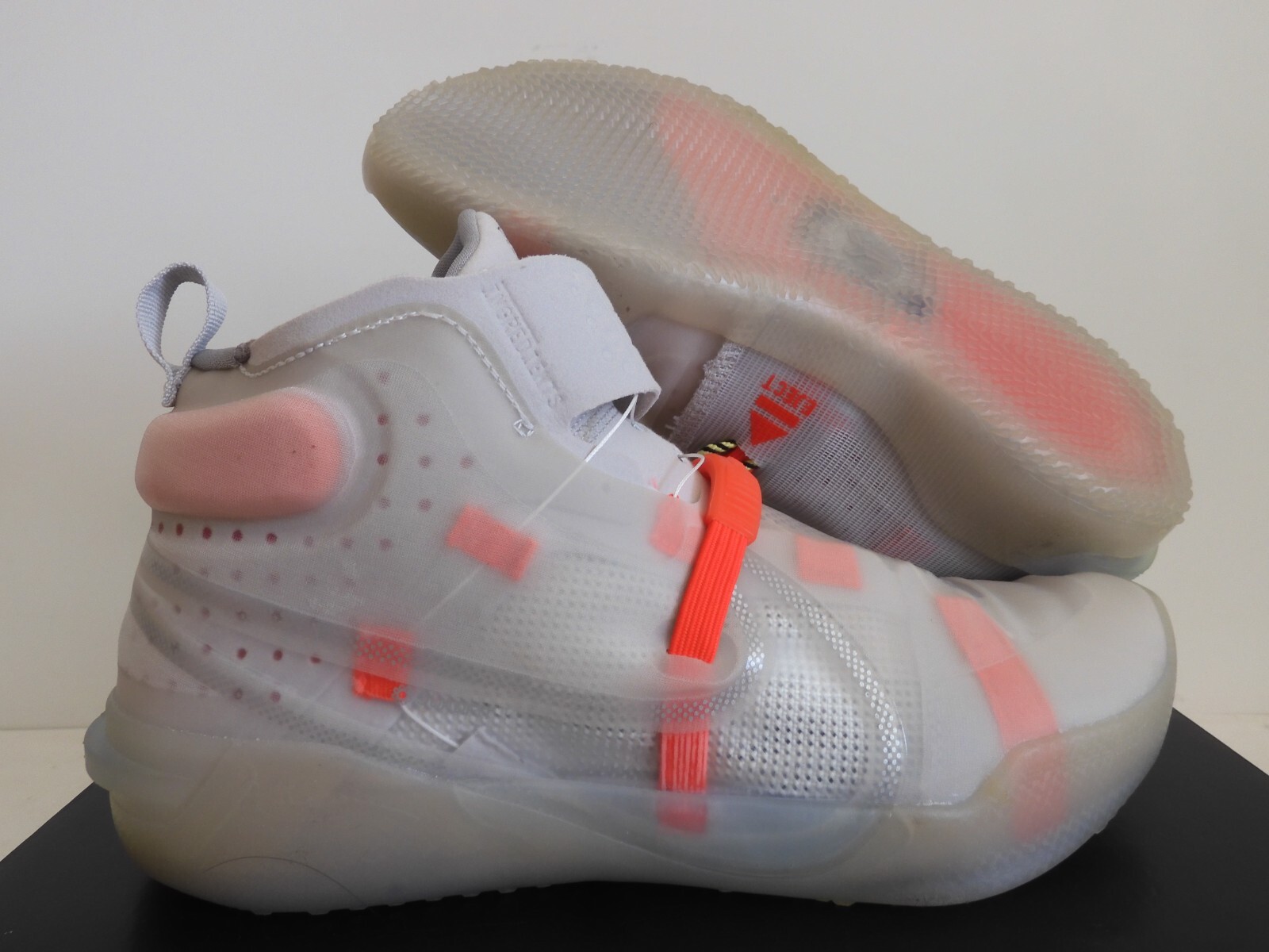 NIKE KOBE AD NXT FF FASTFIT VAST GREY-THUNDER GREY SZ 8
