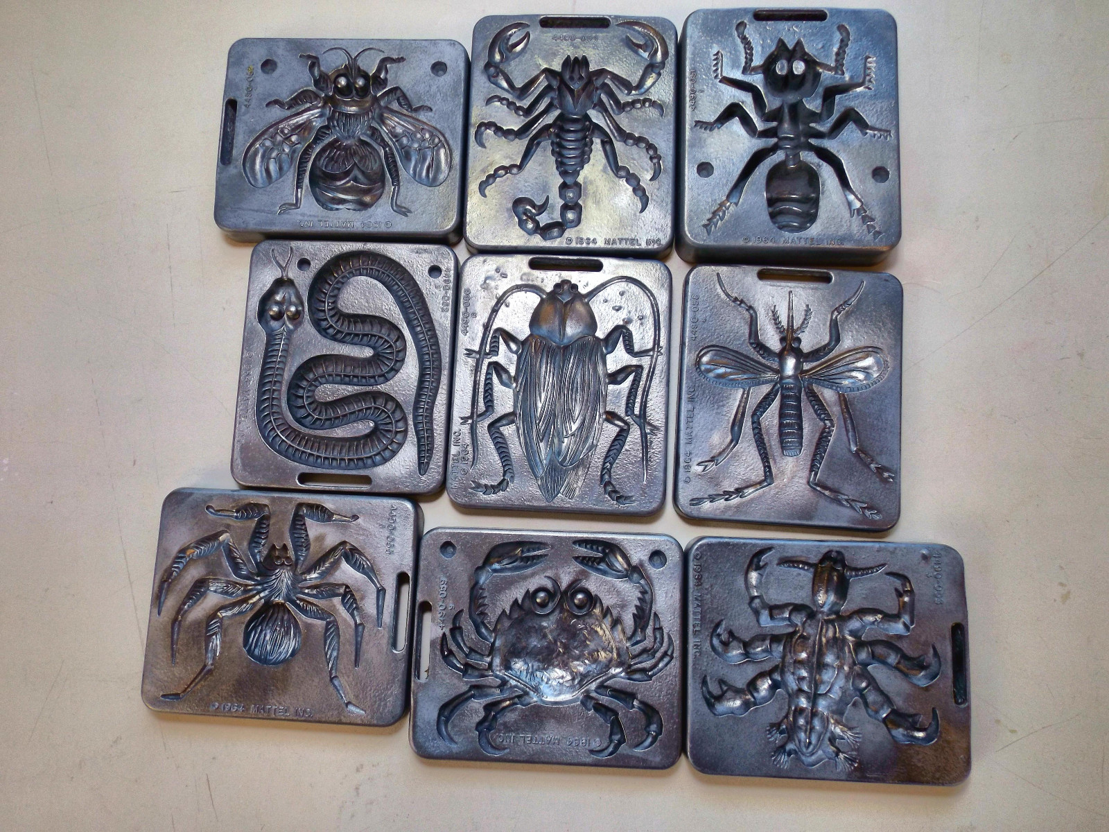 CREEPY CRAWLERS 1965 MATTEL GIANT MAKER-PAK,COMPLETE,REFURBISHED W/ HEATER OVEN