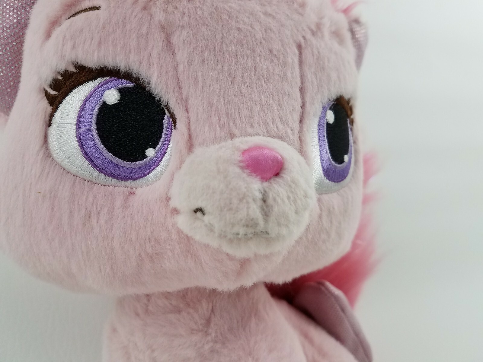 Disney Palace Pets Princess Aurora's Kitty Beauty Pink Talk & Sing Cat Plush Toy