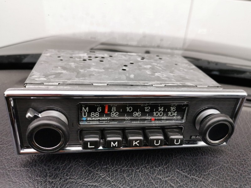 Blaupunkt Frankfurt Mercedes Oldtimer -Bj.1972- Chrom-Blende/Regler Top -GeprÃ¼Ft