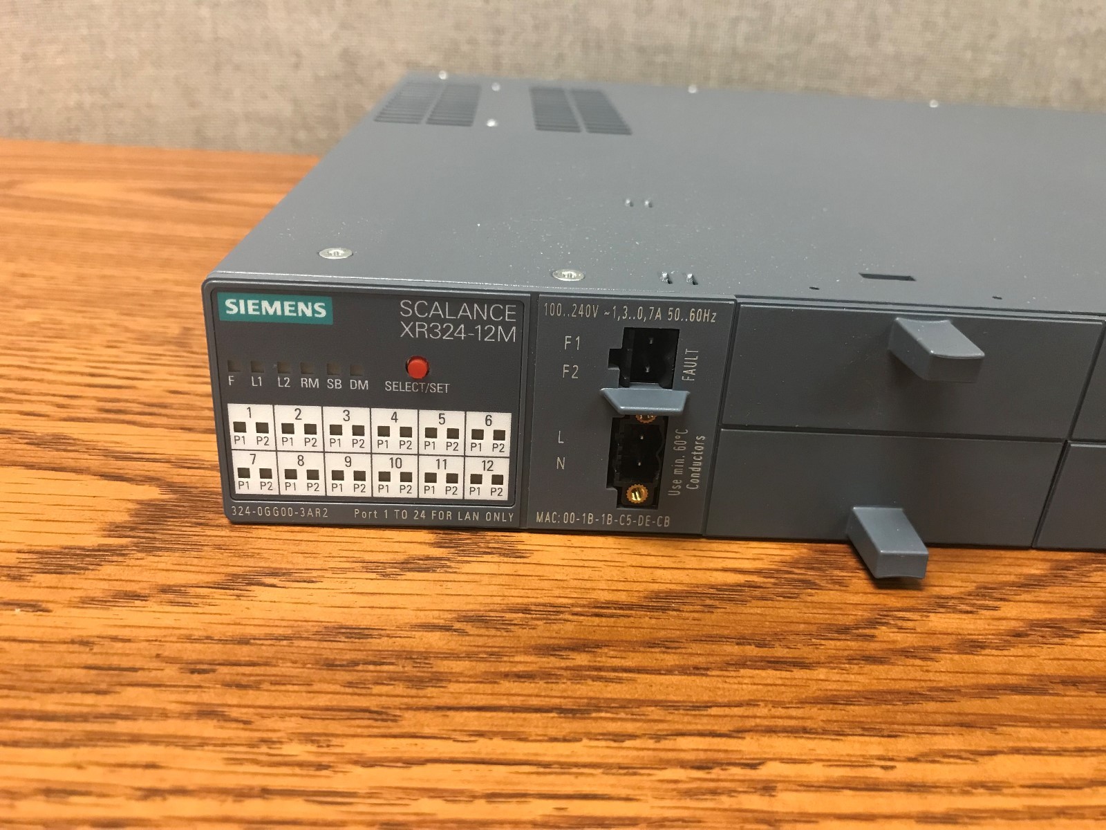 Siemens 6GK53240GG003AR2 SCALANCE XR324-12M managed IE switch