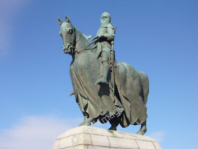 Photo 12x8 Robert the Bruce statue, Bannockburn Borestone Pilkington Jacks c2008