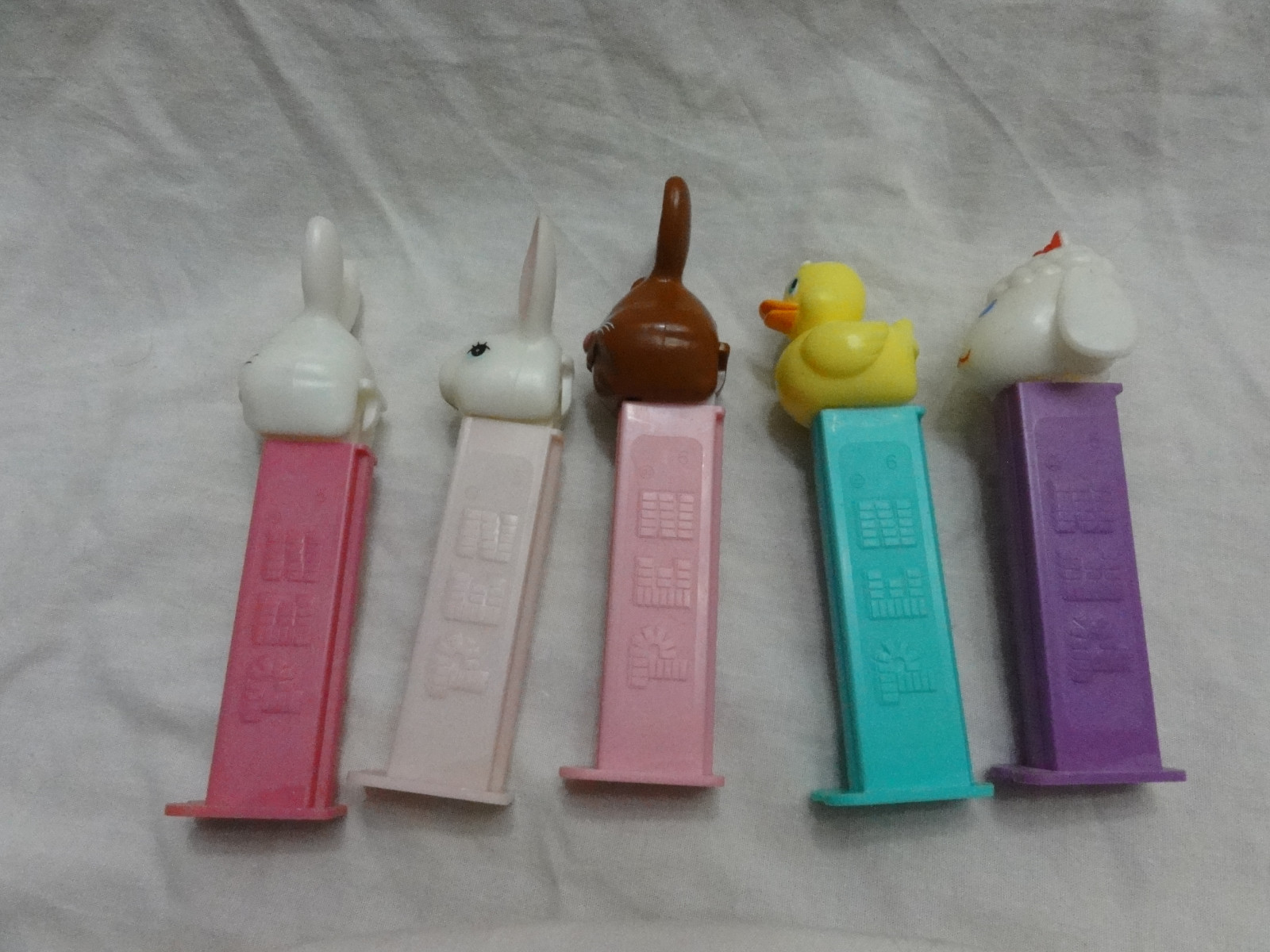 Pez Lot 5 EASTER Bunny Rabbit E-White/Brown, Bunny D, Rubber Duck, Lamb Issue A