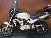 KAWASAKI ER 500/ 650 ULEZ free * NEW TYRES and  CHAIN KIT * ONE YEARS MOT ! 