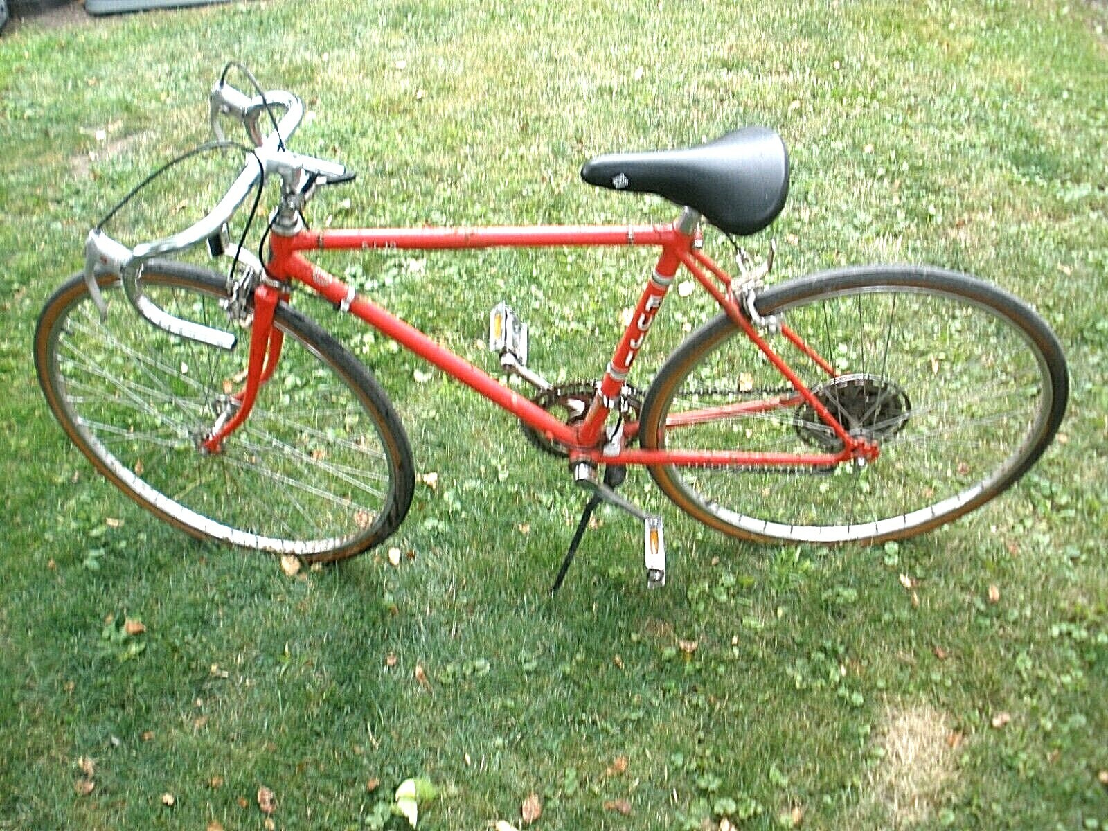 Vintage Fuji SJ10 Men's Bicycle 10 Speed Road 26