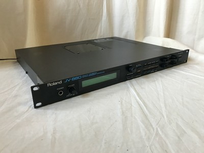 Synthesizers Roland Jv 0