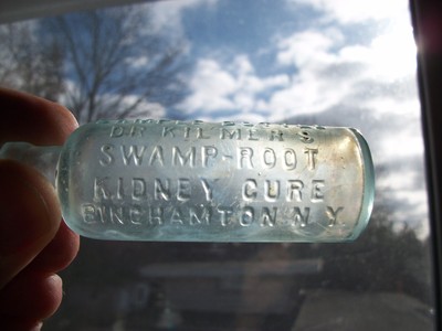 DR. KILMERS SWAMP ROOT KIDNEY CURE SAMPLE SIZE AQUA MEDICINE BINGHAMTON NEW YORK