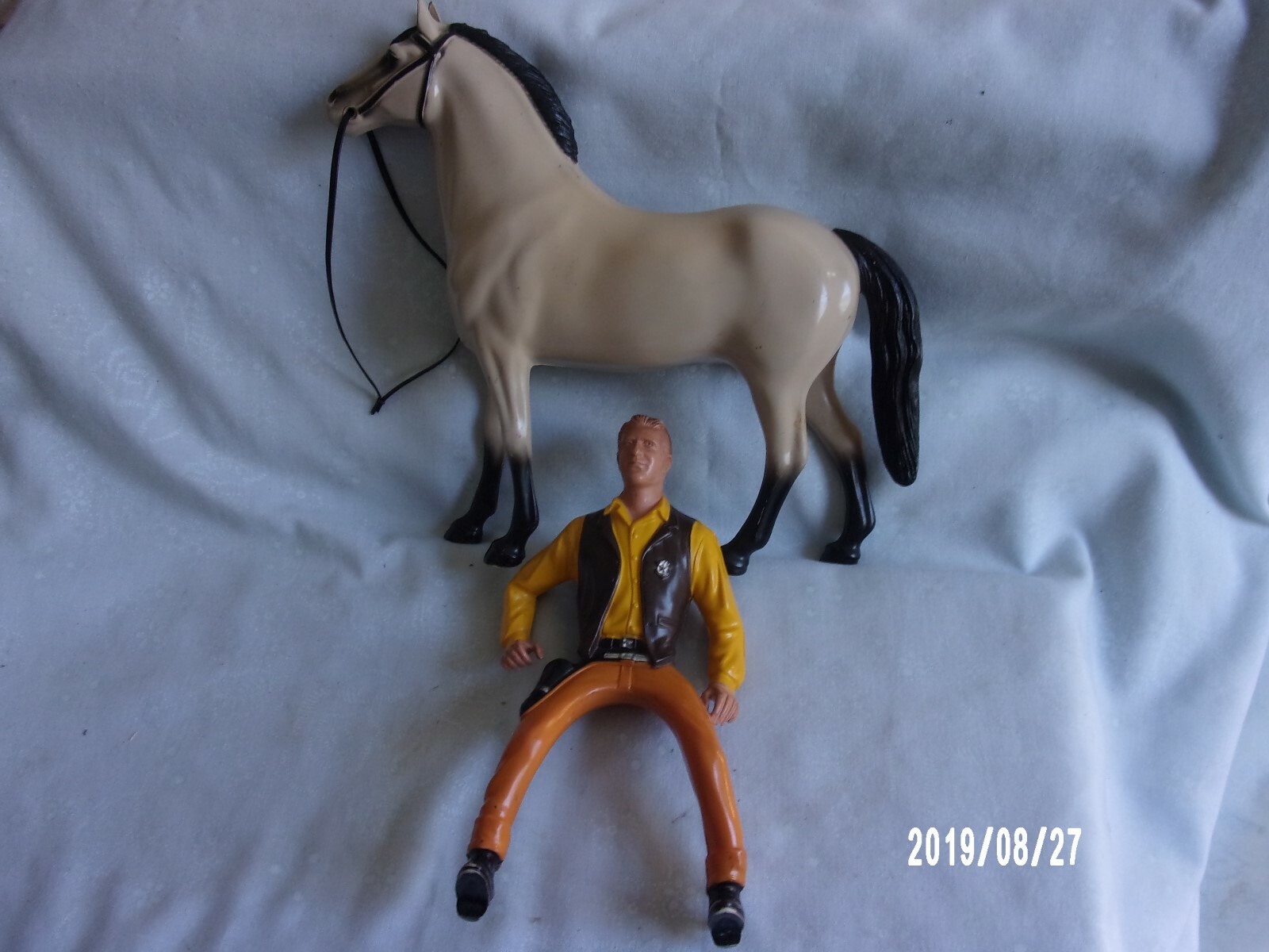 VINTAGE 1960'S HARTLAND WESTERN COWBOY SHERIFF MATT DILLON AND HIS HORSE