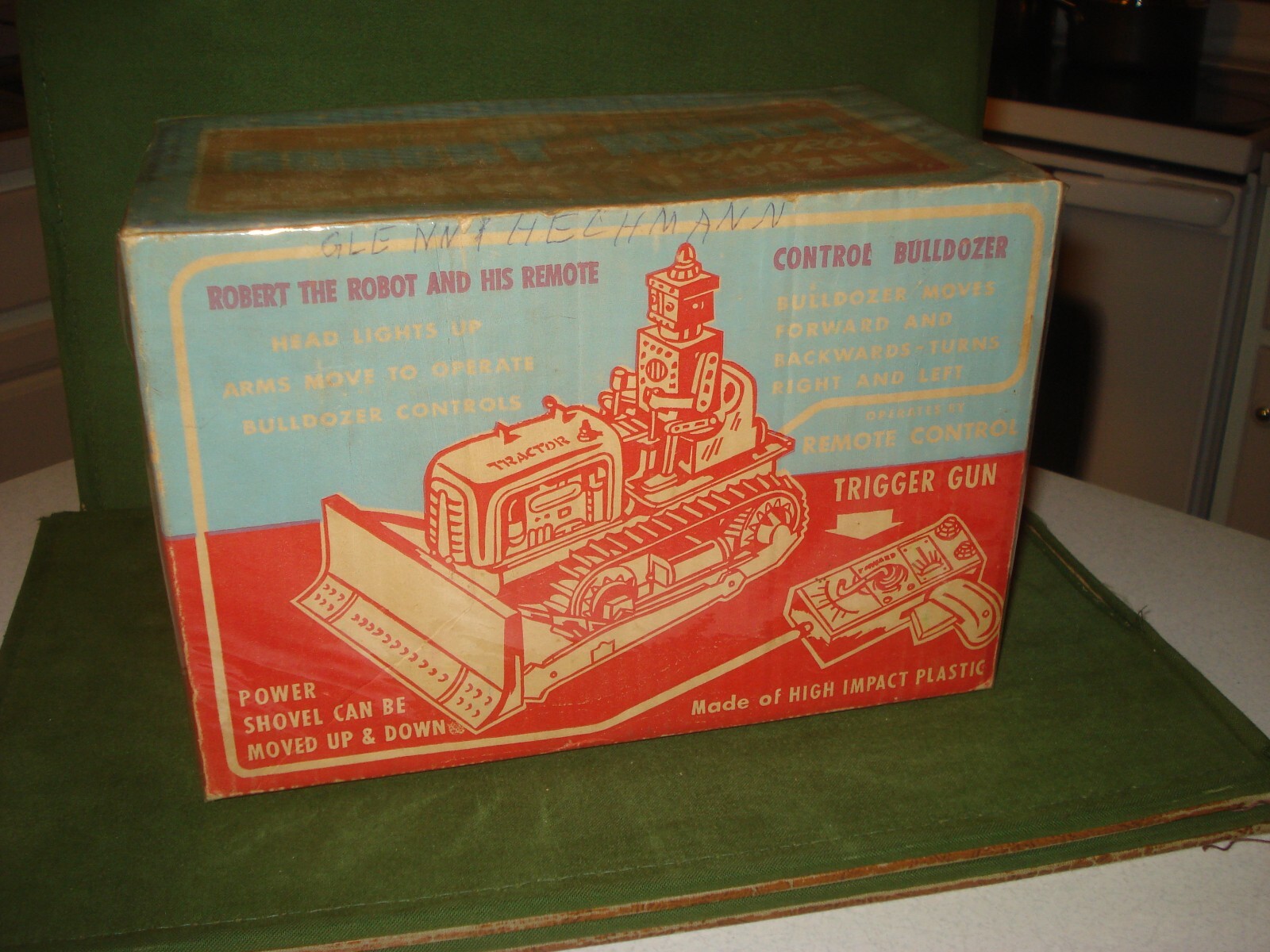 Vintage ROBERT THE ROBOT BULLDOZER TOY - Wind-Up 1956 Ideal