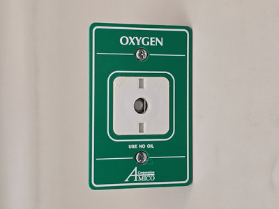 Amico O-FASC-QD-U-OXY Medical Oxygen Ohmeda Latch Valve Assembly