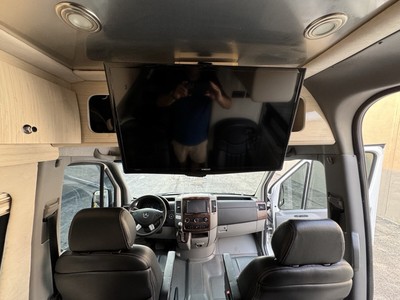 image 11 of interior