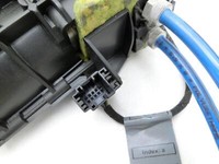 BMW E61 530d 04-07 Stellmotor Lordosenstütze Sitz Links Vorne BMW E61 530d 04-07 24.01.2005 7045007 52107045007... Vorschau 6