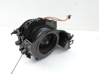 Audi Q7 4M 15-19 Gebläsemotor Lüftermotor Heizungsgebläse Audi Q7 4M 15-19 19.01.2016 4M0820024 gebraucht Vorschau 4