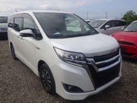 2019 Toyota Voxy ESQUIRE SIMILAR TO NOAH VOXY 1.8 HYBRID PETROL 7 SEATER EURO 6 