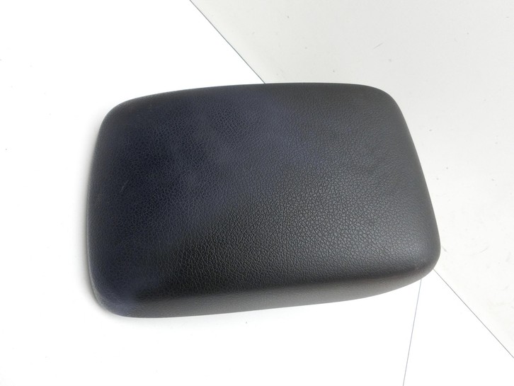 Subaru Forester IV SJ 12-16 Armlehne Mittelarmlehne Auflage Subaru Forester IV SJ 12-16 16.02.2015 gebraucht Vorschau 2