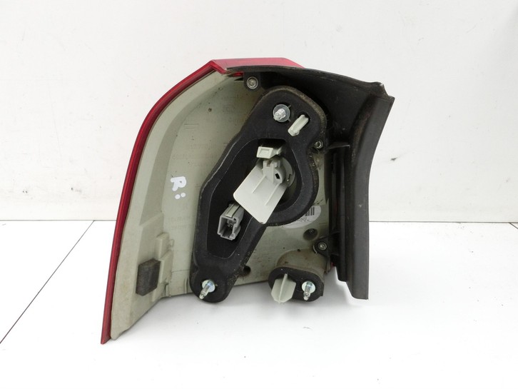 Volvo V70 135 07-13 Kombi Rückleuchte Rücklicht für Stoßstange Rechts Hinten orig Volvo V70 135 07-13 17.06.2010... Vorschau 3