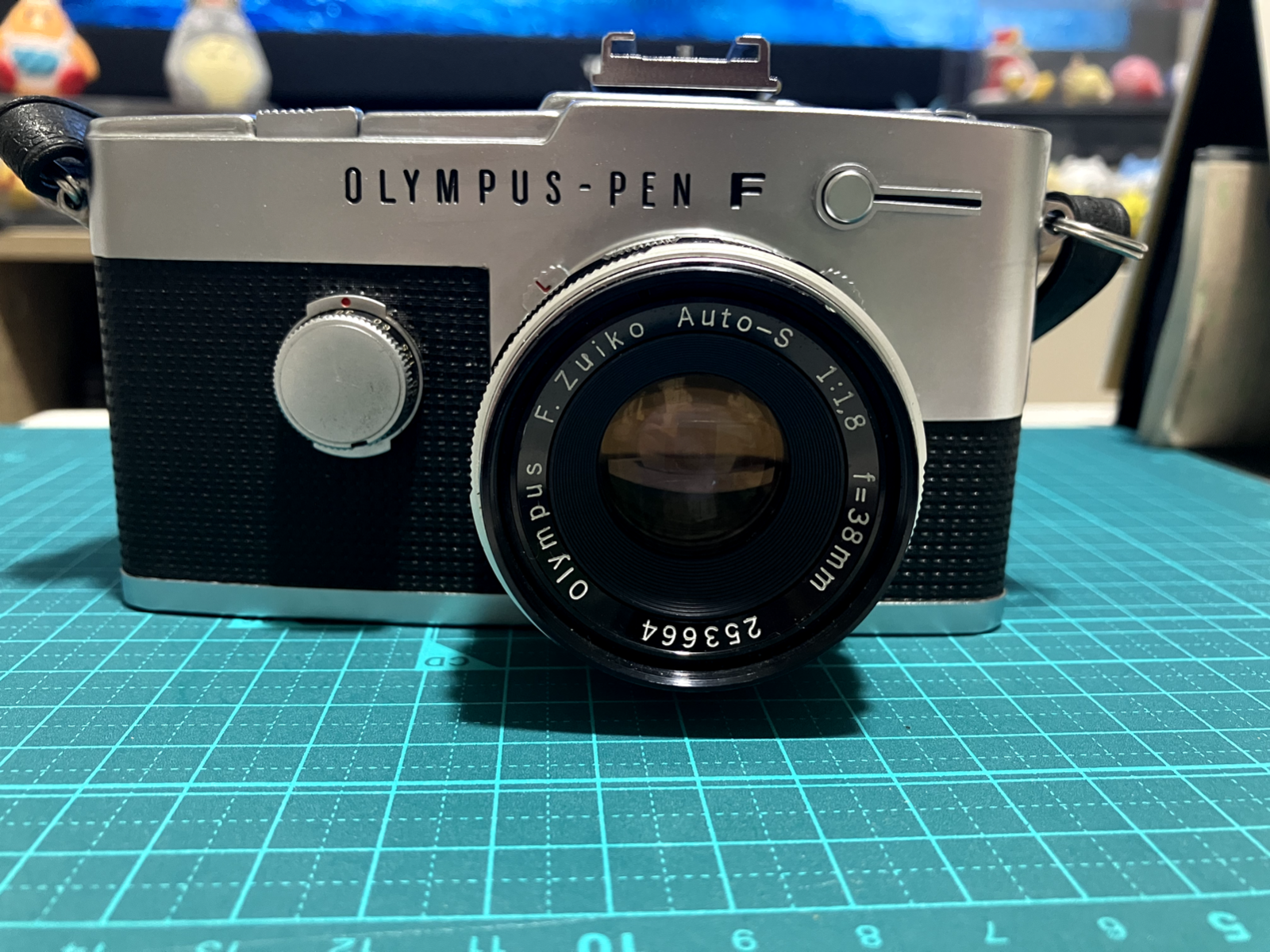 EXC+5】 OLYMPUS PEN FV Half Frame Film Camera F.Zuiko 38mm EXC+5】 OLYMPUS PEN FV Half Frame Film Camera F.Zuiko 38mm