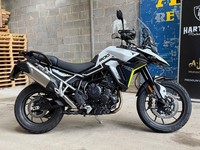 2025 Triumph Tiger 900 900 GT Pro Adventure Petrol Manual O-ring Euro 5 (108 ps)