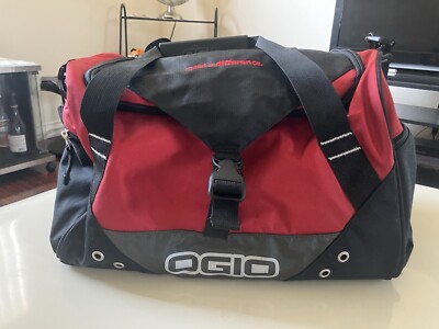 OGIO Men's Red/Black Gym Duffel Bag *Branded*