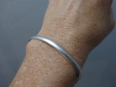 VINTAGE NAVAJO SIGNED J. CURTIS STERLING SILVER CUFF BANGLE BRACELET 11.27g