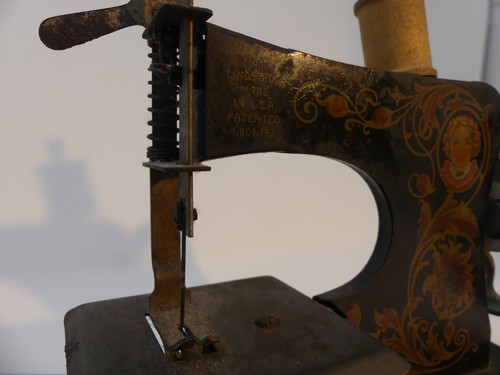 Little Miss Lindstrom Antique Toy Sewing Machine Metal